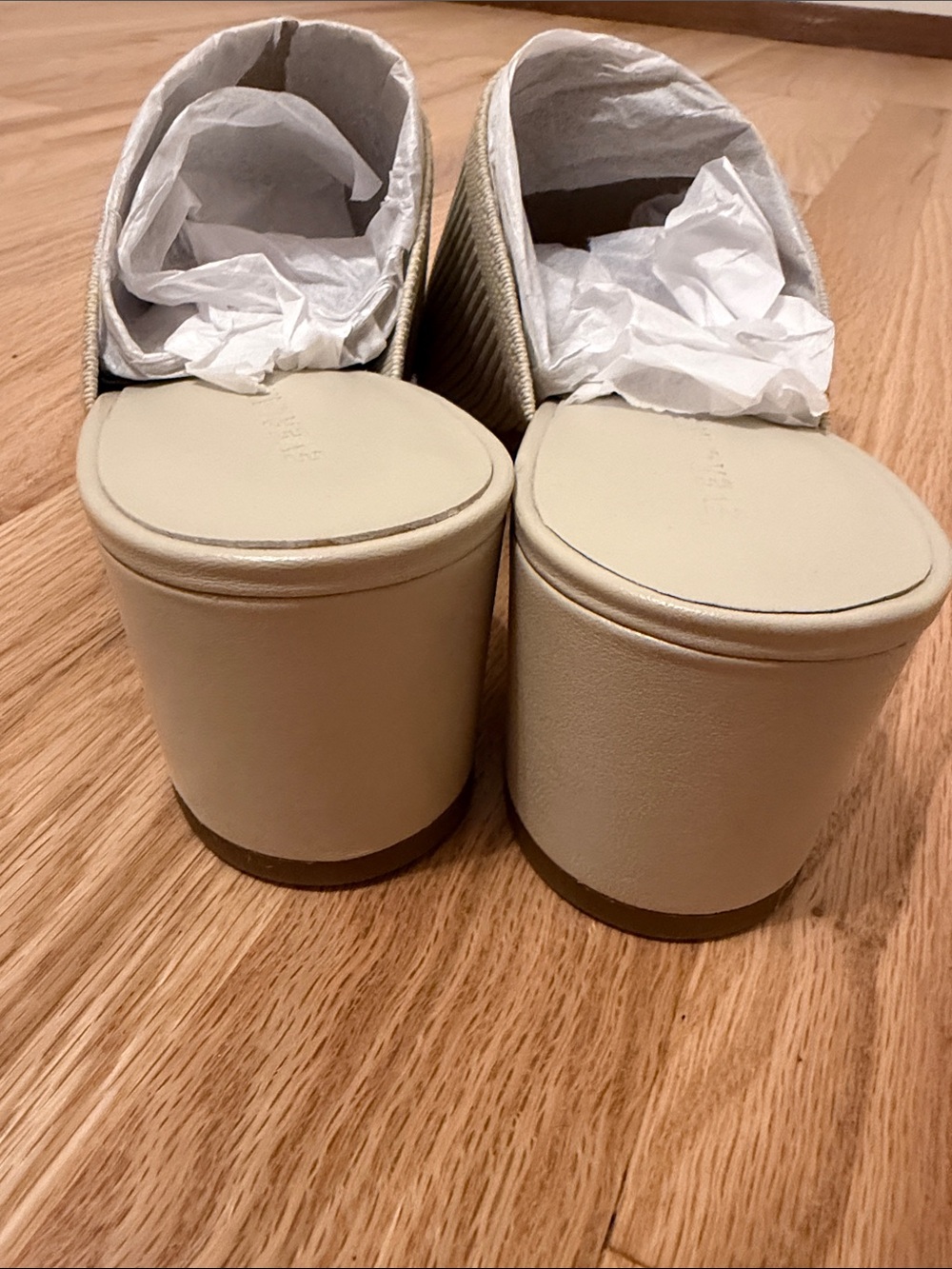 NWT Everlane Glove Mule in Reknit - Picture 6 of 10